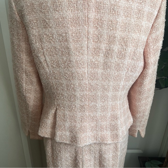 Paule Vasseur Tweed Vintage 2-Piece Suit Pink Sz 40/42 - Picture 10 of 16